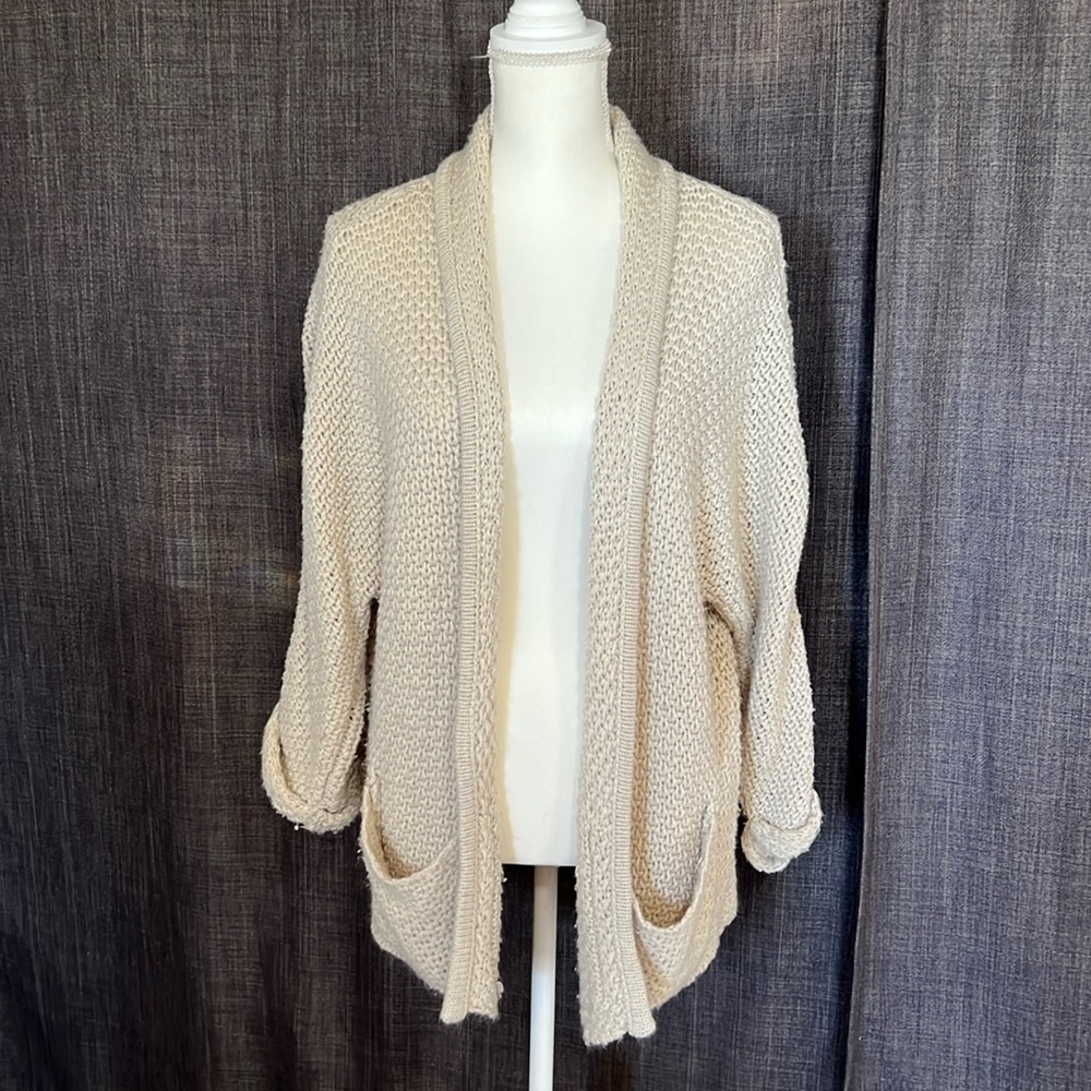 Maurices cream knit cozy cardigan with pockets size large